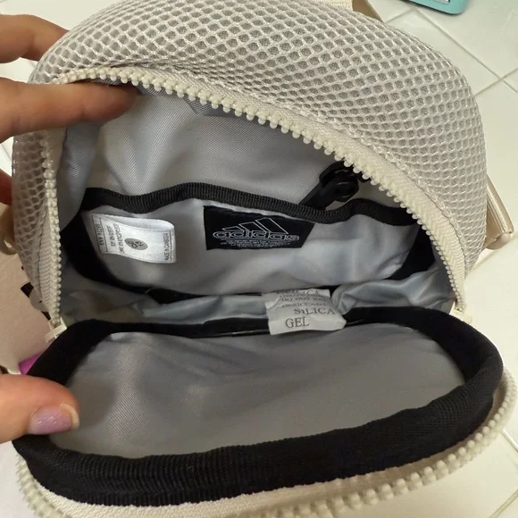 Adidas Alumina cream Mini Backpack or crossbody - Picture 8 of 10